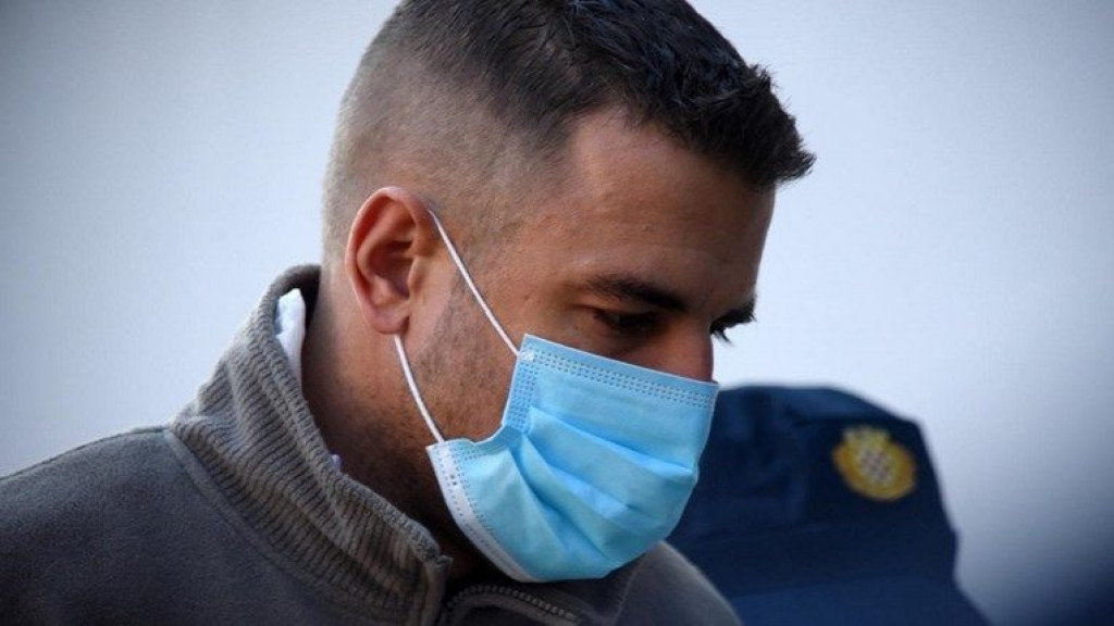 UŽASNA TRAGEDIJA 39-godišnjak ubio oca i majku u garaži, pa se sam predao dan kasnije