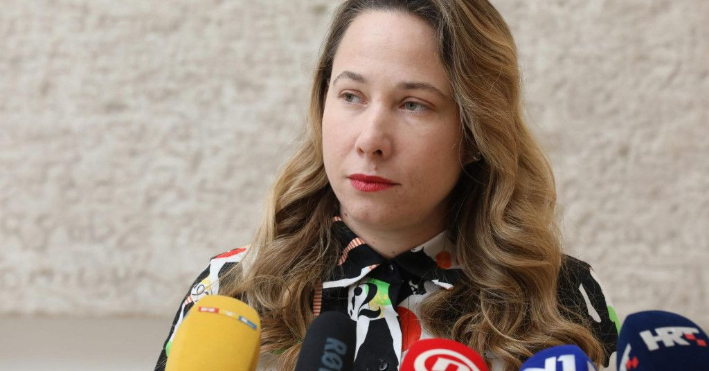 Marija Selak Raspudić u 39. tjednu trudnoće došla u Hrvatski sabor