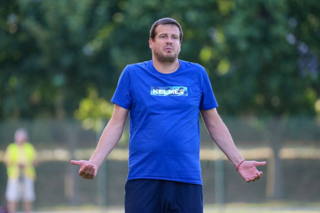 TRENER BORCA DAO OSTAVKU "Moji igrači šetaju kao manekeni..."