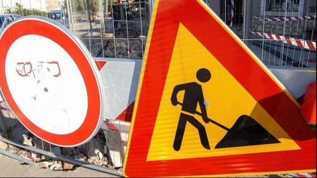 GRAD MOLI ZA STRPLJENJE U subotu zatvaranje ulice kod zgrade Projektanta