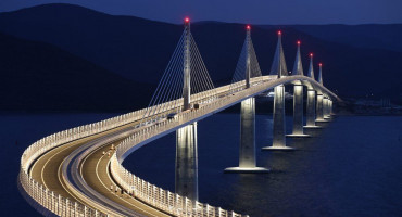SVEČANO CIJELI DAN Od 8 sati počeo program otvorenja Pelješkog mosta, vrpca 'svehrvatskog' projekta službeno se presijeca večeras