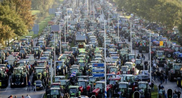 Na pomolu najveći prosvjedi u nizozemskoj povijesti, mogla bi reagirati i vojska