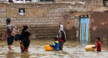 Velike poplave u Iranu usmrtile najmanje 21 osobu