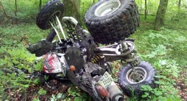 Quad prevrtanje nesreća