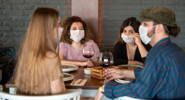 POČELE SU "MJERE" Zaraženi Austrijanci mogu u restorane, ali ne smiju jesti i piti