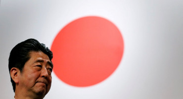 Japanski premijer s najdužim stažem preminuo nakon atentata