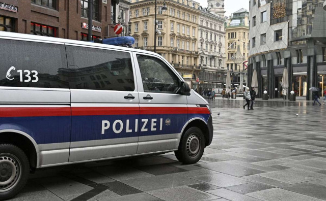 POLICIJA U ŠOKU Grupa "Arapa" usred Beča okružila dvije djevojke i seksualno ih zlostavljali