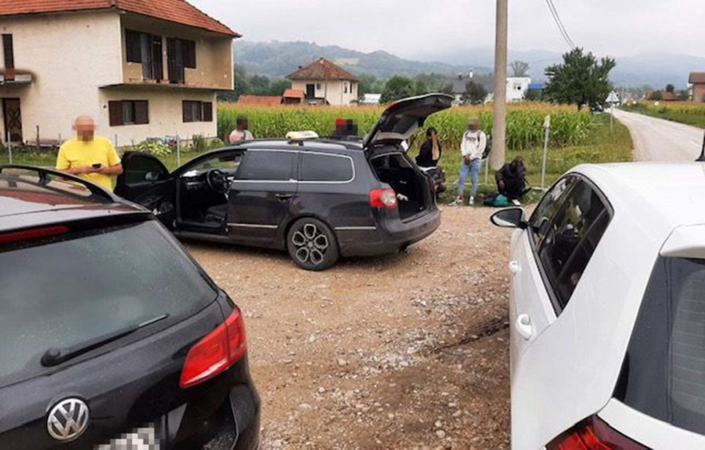 Uhićena dva državljanina BiH zbog krijumčarenja migranata