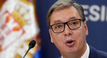 BLIC TVRDI Vučić daje ostavku, raspisuje izbore i kandidira se za drugu funkciju