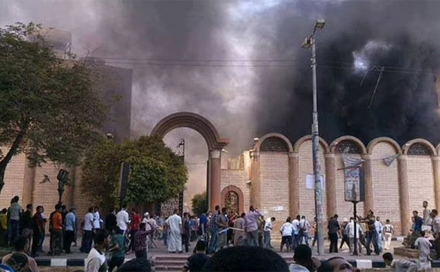 TRAGEDIJA U EGIPTU Veliki požar u crkvi u Gizi usmrtio najmanje 41 osobu