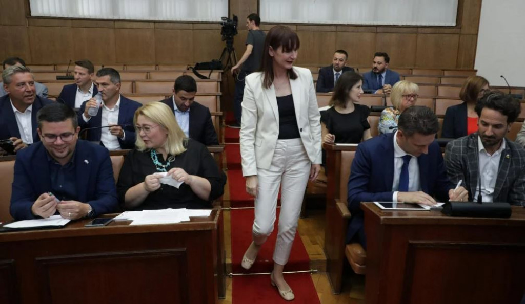 NEVIĐENA AKCIJA OPORBE U HRVATSKOJ "Sanader je mala beba prema Plenkoviću, trebaju dati ostavke"