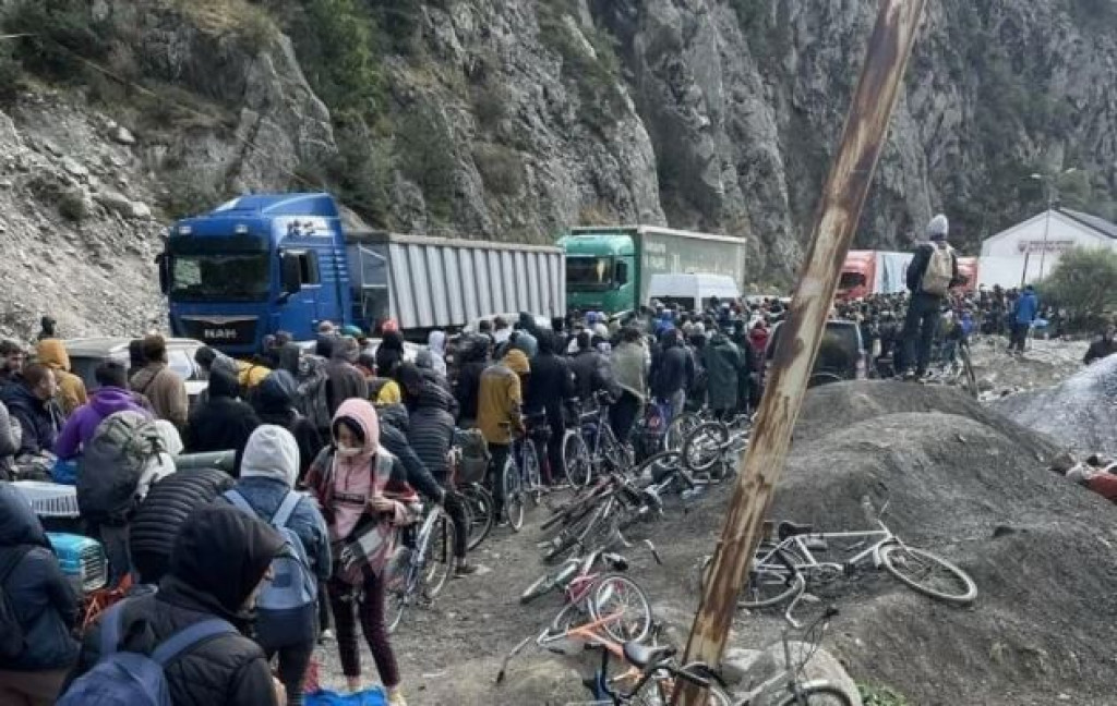 Domišljati Rusi ne biraju sredstva za bijeg, pogledajte snimke s rusko-gruzijske granice