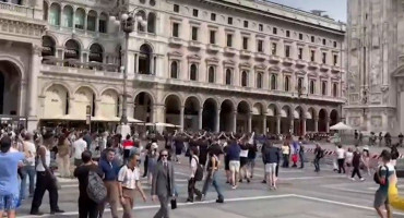PRONAĐENI NOŽEVI, PALICE, DIMNE BOMBE Policija u Milanu pritvorila navijače Dinama