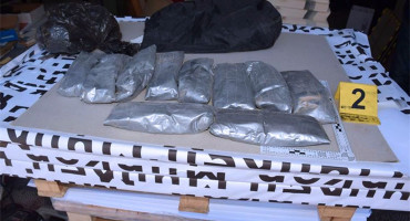 Zaplijenjeno oko 4 kg heroina, uhićeni Hrvati, Makedonac i Srbin