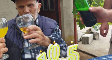 MEĐU NAJSTARIJIM HERCEGOVCIMA Širokobriježanin proslavio svoj 105. rođendan