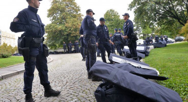 BEOGRAD Unatoč zabrani, sudionici Europridea će izaći na prosvjed. Policija ima pune ruke posla