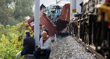 TROJE MRTVIH I 11 OZLIJEĐENIH Policija se oglasila sa detaljima teške željezničke nesreće u Hrvatskoj