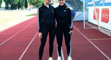 Anđela Daković i Maja Ivković nogometni suci