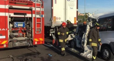 Italija prometna šest mrtvih a4