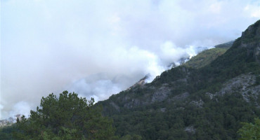 VEĆINU IZAZVAO UDAR GROMA Procjenjena šteta od požara u istočnoj Hercegovini