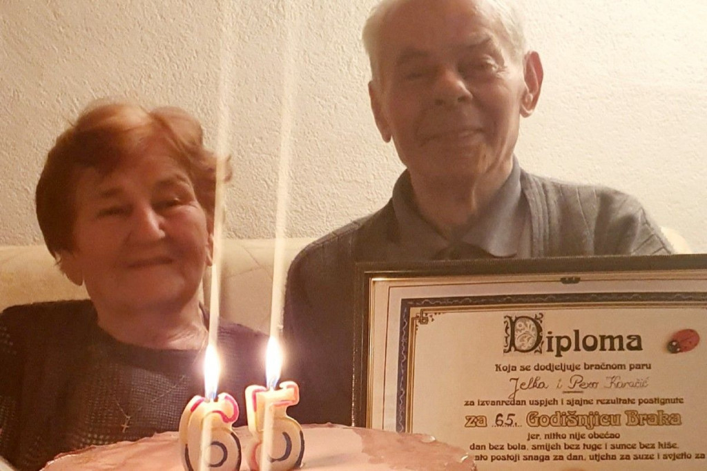 SLAVI SE LJUBAV Supružnici Pero i Jelka Karačić iz Mostara proslavili 65 godina braka
