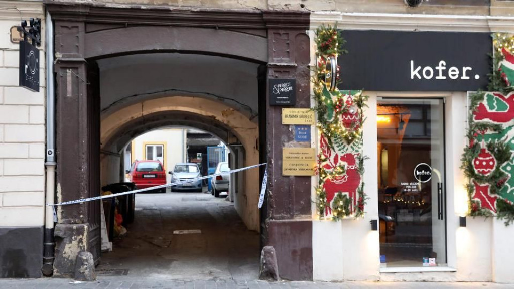 HOROR U ZAGREBU Benzinom zapalio stubište, a vatra uništila jedan stan u kojem je pronađena ženska osoba