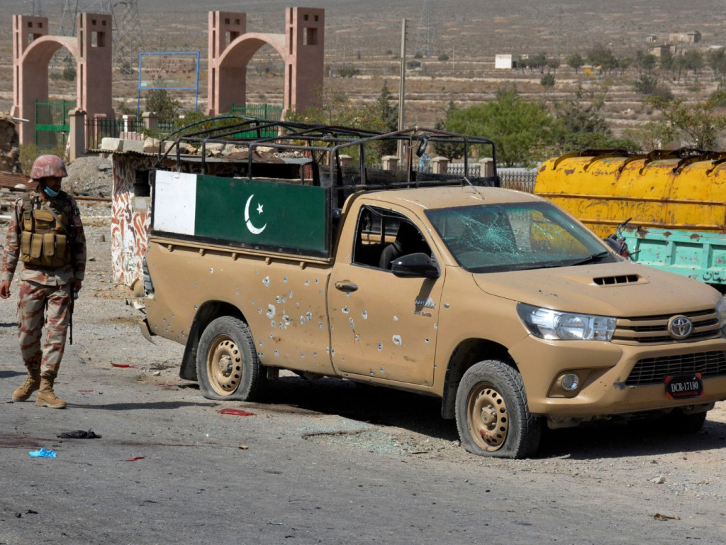 SAMOUBILAČKI BOMBAŠKI NAPAD Poginuli žena, dijete i policajac u Pakistanu, odgovornost preuzeli Talibani
