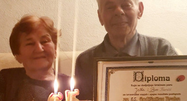 SLAVI SE LJUBAV Supružnici Pero i Jelka Karačić iz Mostara proslavili 65 godina braka
