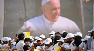 Papa Franjo Bahrein
