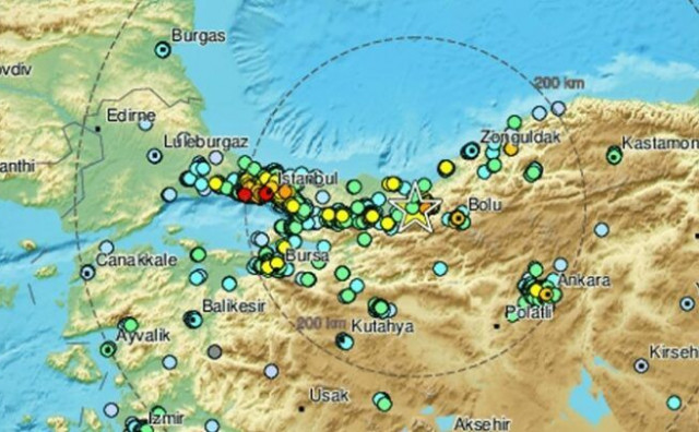 Snažan potres pogodio Tursku, deseci ozlijeđenih, u nekim mjestima nestalo struje