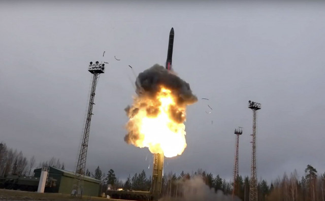 RUSKA IMPROVIZACIJA Skidaju nuklearne bojeve glave i koriste u raketama koje nemaju pouzdane učinke