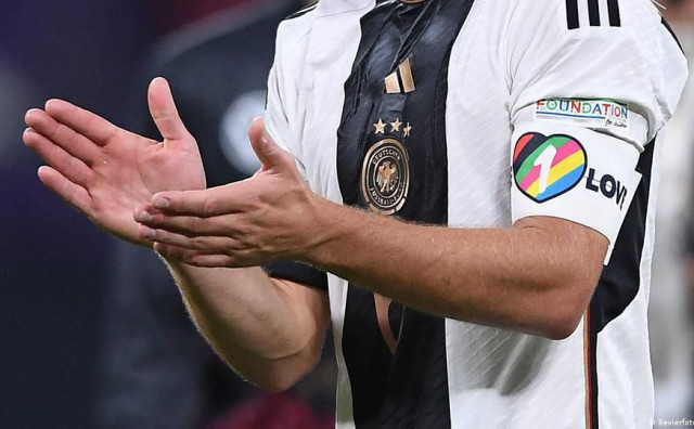 FIFA NAREDILA Nijedna reprezentacija ne smije nositi traku u duginim bojama