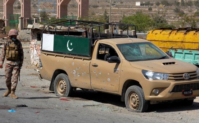 SAMOUBILAČKI BOMBAŠKI NAPAD Poginuli žena, dijete i policajac u Pakistanu, odgovornost preuzeli Talibani