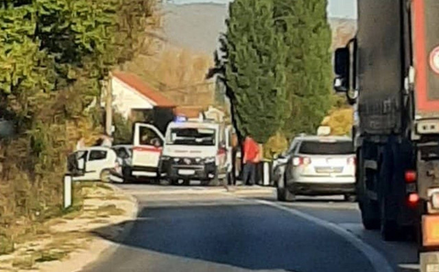 BUNA - HODBINA Više vozila sudjelovalo u prometnoj nesreći