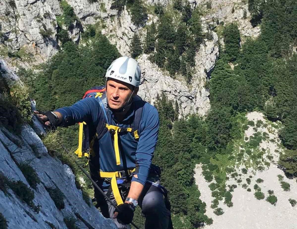 PAO S VISINE OD SEDAM METARA Suđenje u aferi 'Respiratori' odgođeno zbog zdravstvenog stanja premijera Novalića
