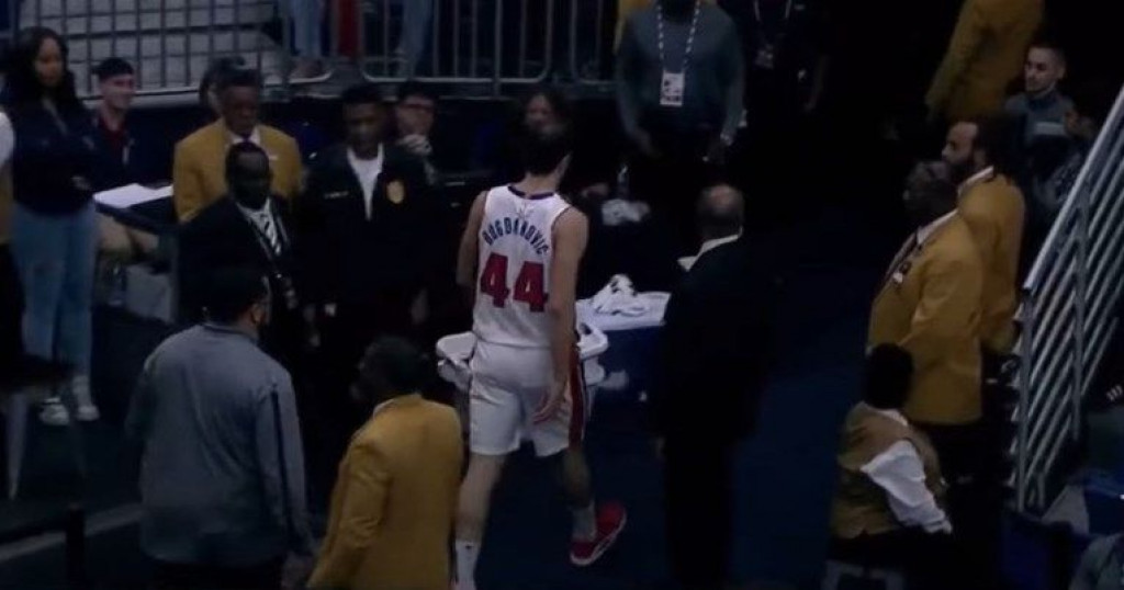 Bojan Bogdanović u dvije sekunde dobio dvije tehničke, teren napustio na početku drugog poluvremena