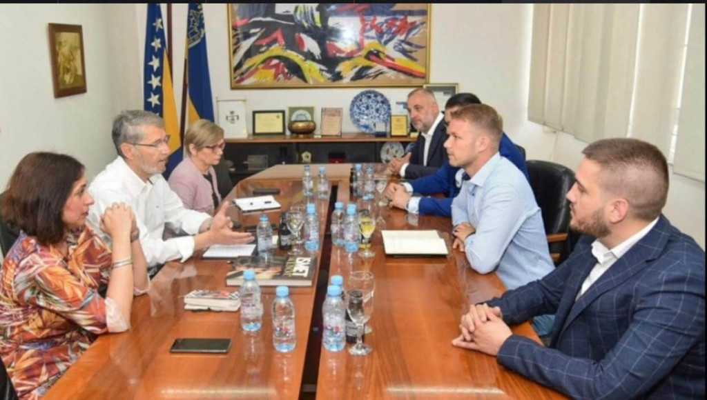 Stanivuković nezakonito časti tajkune, ne treba ni „građevinska“ ni „regulacijski“?!