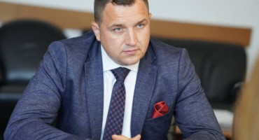 PONOVNO IZA REŠETAKA Ministar Lučić nakon samo nekoliko dana vraćen u pritvor