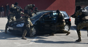 AKCIJA "FALCON" Otkrivena kriminalna grupa koja je pravila kaos po Sarajevu