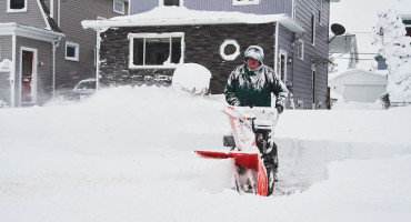 SAD Samo u jednom američkom gradu u mećavi poginule 34 osobe, policija još traži mrtve