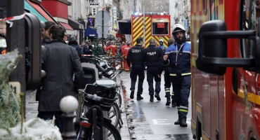 PUCNJAVA U CENTRU PARIZA Ubijene tri osobe, ubojica prije deset dana pušten iz zatvora