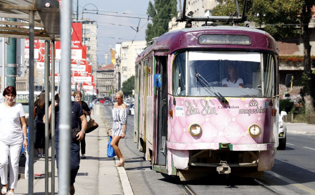 PJEŠAK PODLEGAO OZLJEDAMA Uhićen vozač tramvaja iz Sarajeva