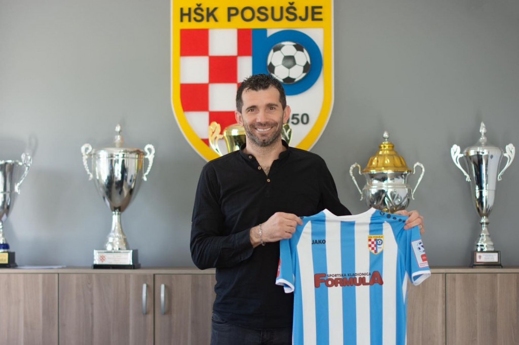 IVAN IKO PETRIC NOVI DIREKTOR HŠK POSUŠJE "Klub je stabilan, radovi na stadionu napreduju, a s trenerom Granićem smo prezadovoljni"