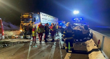 ZABILA SE U KAMION VOZAČA IZ BIH Žena u Austriji vozila u krivom smjeru na autocesti, poginula je na mjestu nezgode