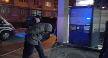 NAPAD NA RODITELJE IZ BEOGRADA Među uhićenim huliganima sin federalnog inspektora