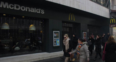 AMERIČKA FRANŠIZA, BH. POSLOVANJE McDonald's tisuće dužan samo za vodu, 'ušlepali' se na tuđe instalacije