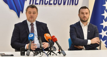 NIJE VIŠE OSMORKA, NEGO ŠESTORKA Dvije stranke izašle iz vladajuće koalicije