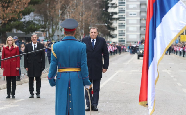 REPUBLIKA SRPSKA SLAVI Dodik pozvao na ujedinjenje Srba, SAD ga upozorile