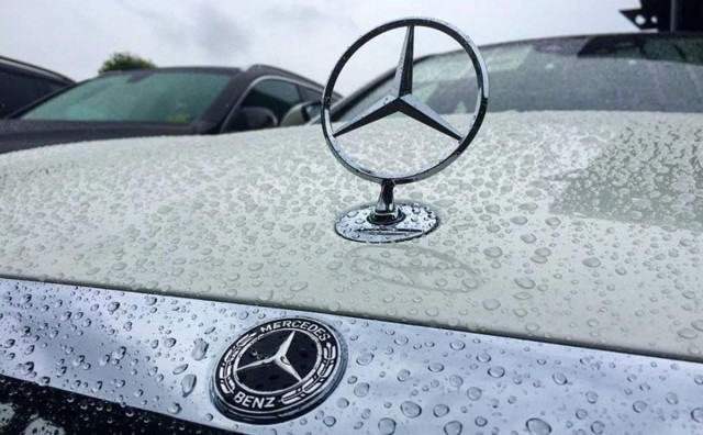 PROBLEMI Mercedes opozvao više od 123 000 vozila