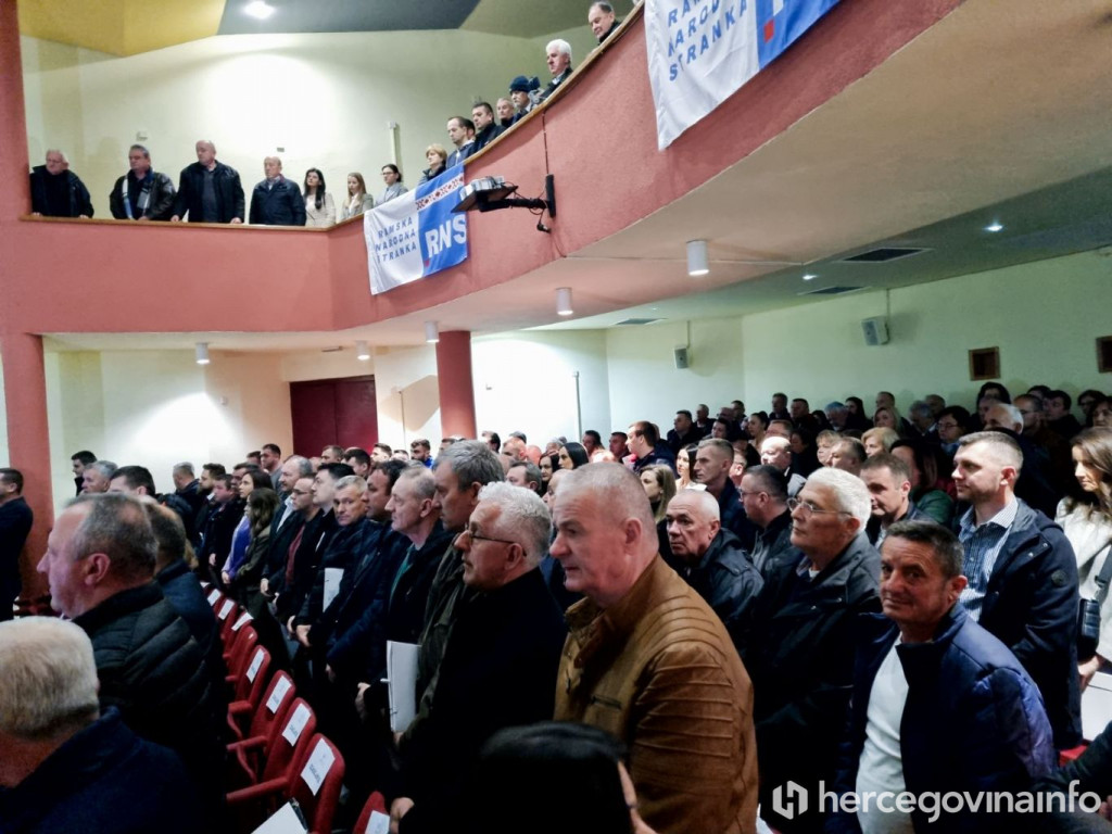 OSNOVANA RAMSKA NARODNA STRANKA "Želimo napraviti razliku od politika koje trenutačno imamo na sceni"